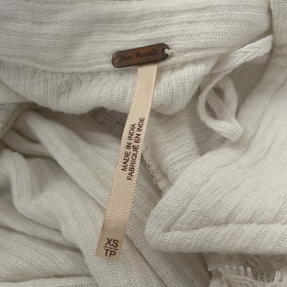 Free People Set to stun white tunic top XS - Picture 13 of 14